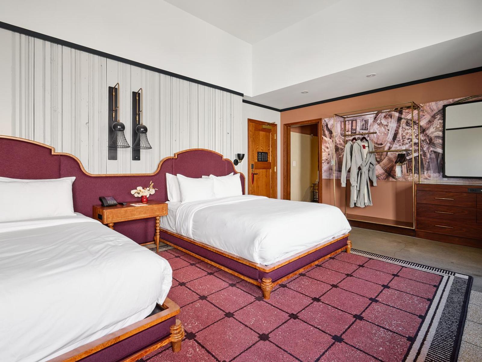 Detroit Foundation Hotel Экстерьер фото